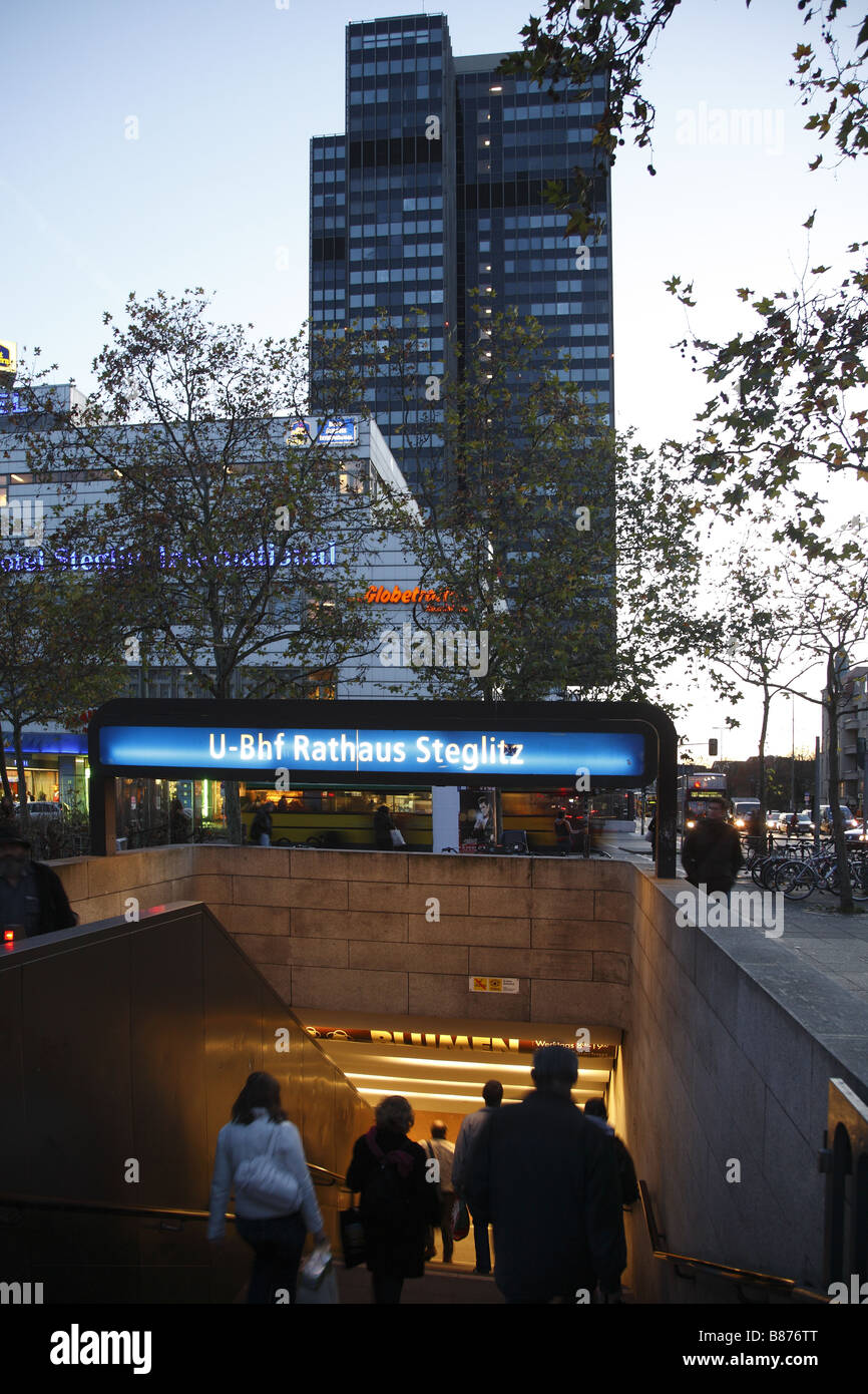 Berlino U Bahn stazione Bahnhof Rathaus Steglitz Foto Stock