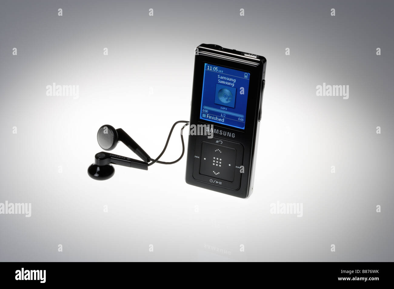 Samsung mp3 player immagini e fotografie stock ad alta risoluzione - Alamy
