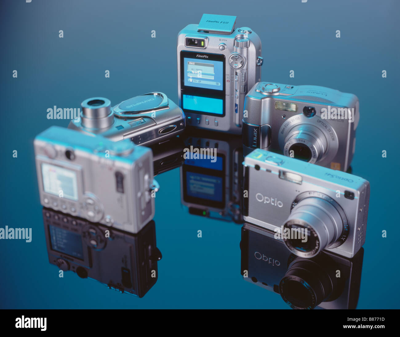 Pentax Olympus Fujifilm Canon e Panasonic marche Foto Stock