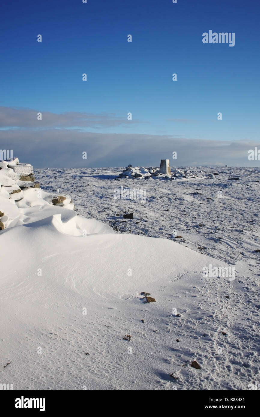 Il Vertice di punto di innesco di Crossfell in inverno North Pennines Regno Unito Foto Stock