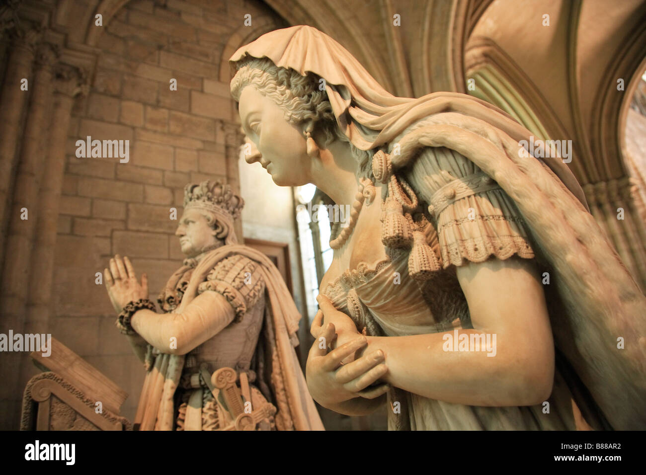 SAINT-DENIS la tomba di Maria Antonietta e Luigi XVI Foto stock - Alamy