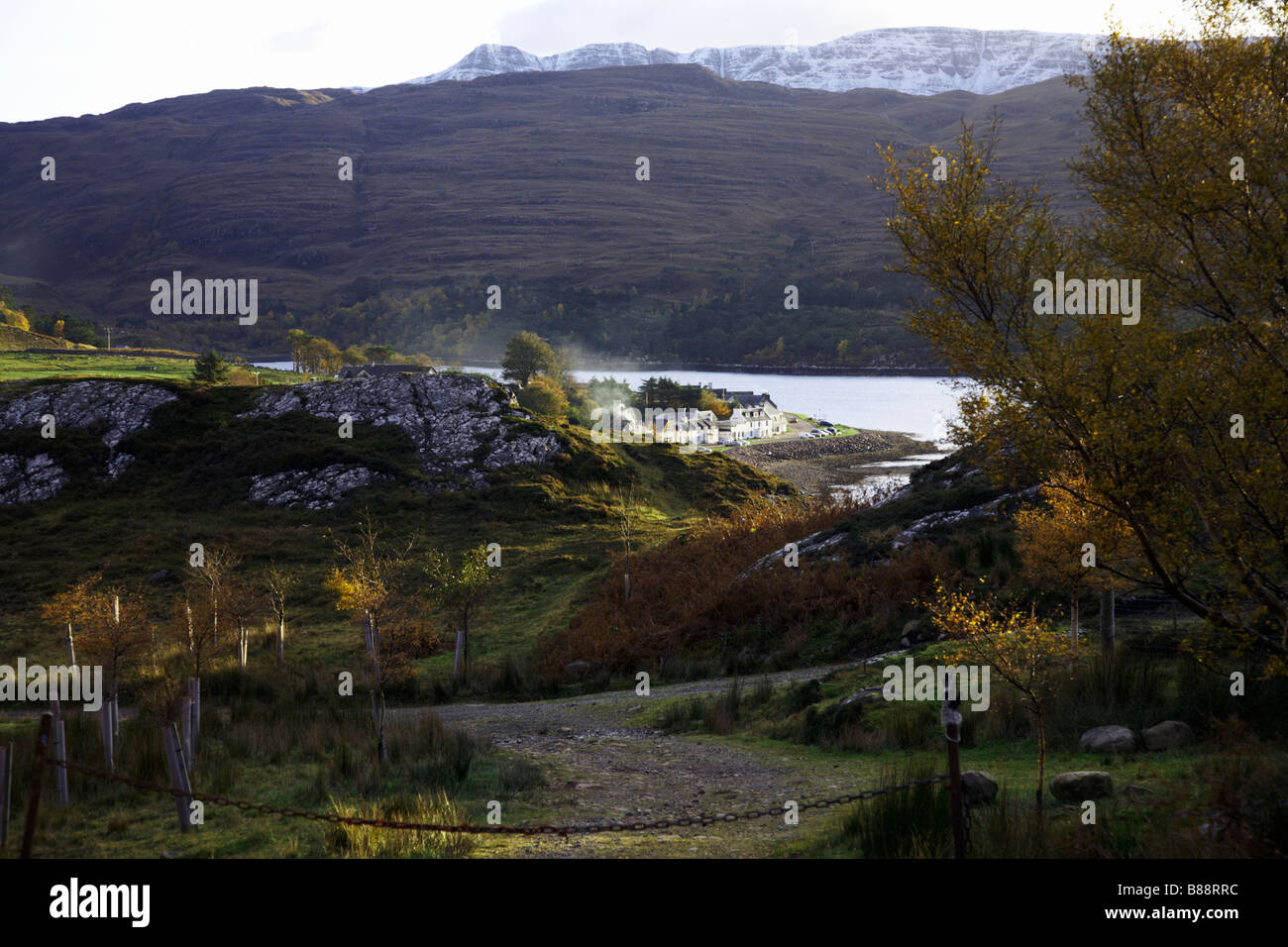 A sud-ovest di Shieldaig dalla direzione di Doire-chlaigionn, Highland, Scozia Foto Stock