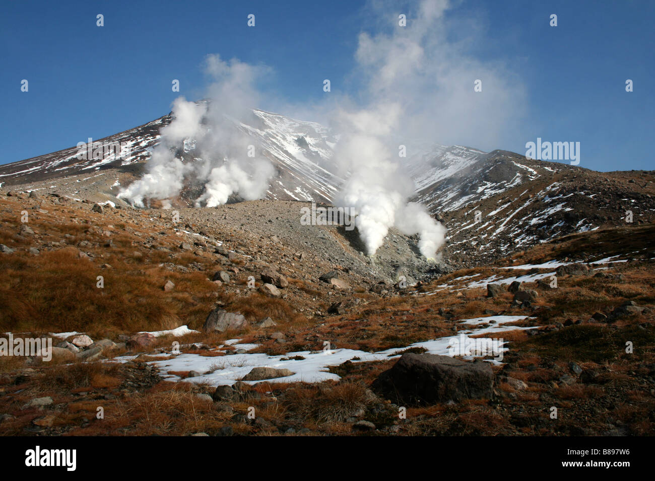 Vulcano attivo Asahidake / Mt Asahi, Daisetsuzan National Park, Hokkaido, Giappone Foto Stock