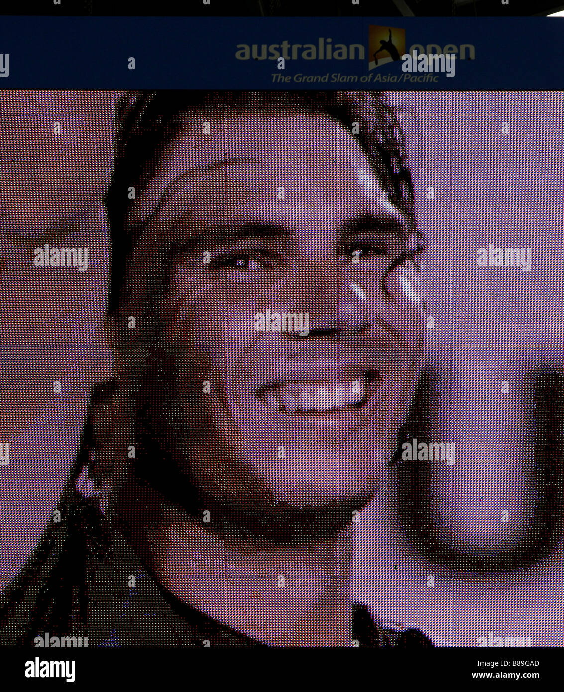 Faccia sorridente della Australian Open 2009 vincitore Rafael Nadal su grande schermo Foto Stock