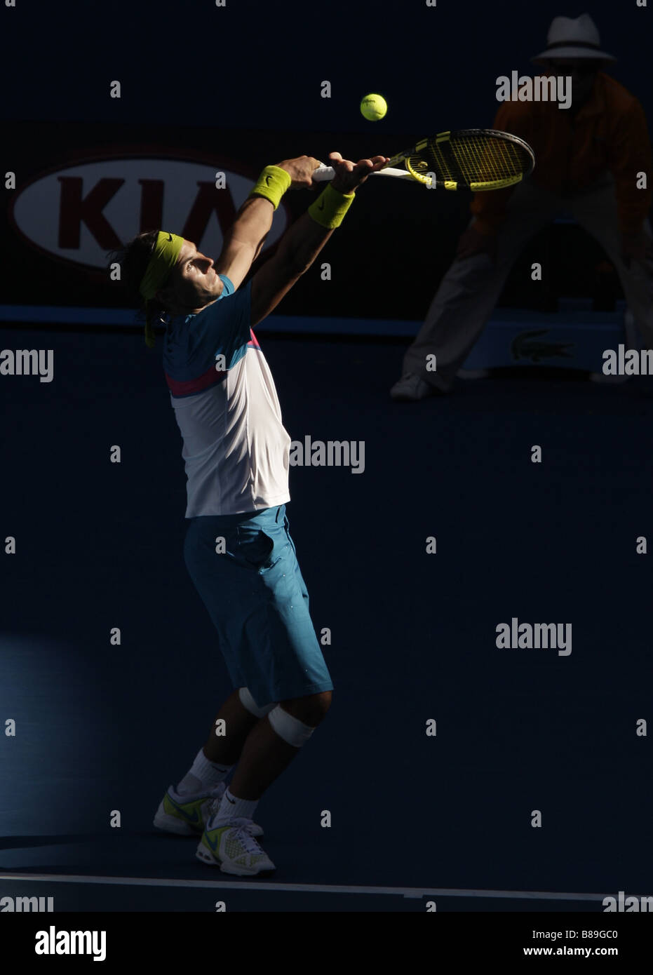 Giocatore di Tennis Rafael Nadal (ESP) in azione presso l'Australian Open 2009 Foto Stock