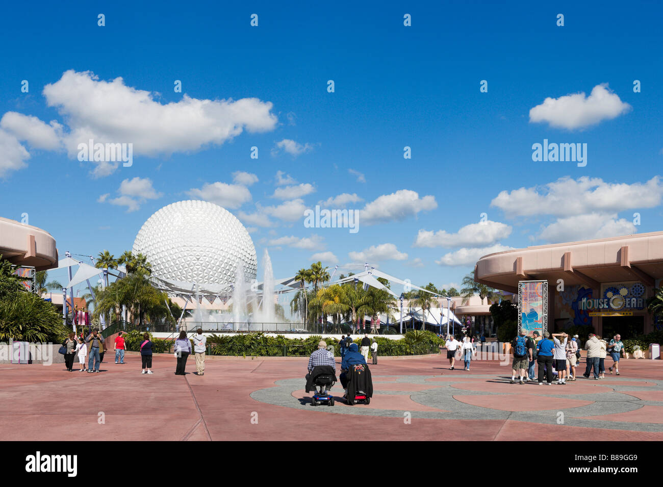 La sfera geodetica di terra astronave, Epcot Center, il Walt Disney World Resort, Lake Buena Vista Orlando, Florida, Stati Uniti d'America Foto Stock