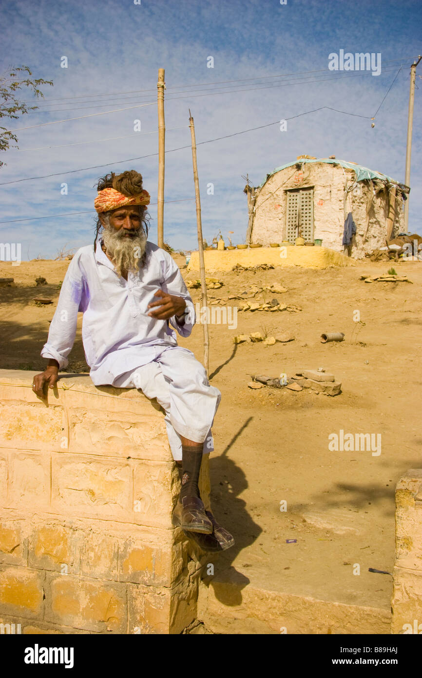 Il vecchio uomo indiano Jaisalmer Rajasthan in India Foto Stock