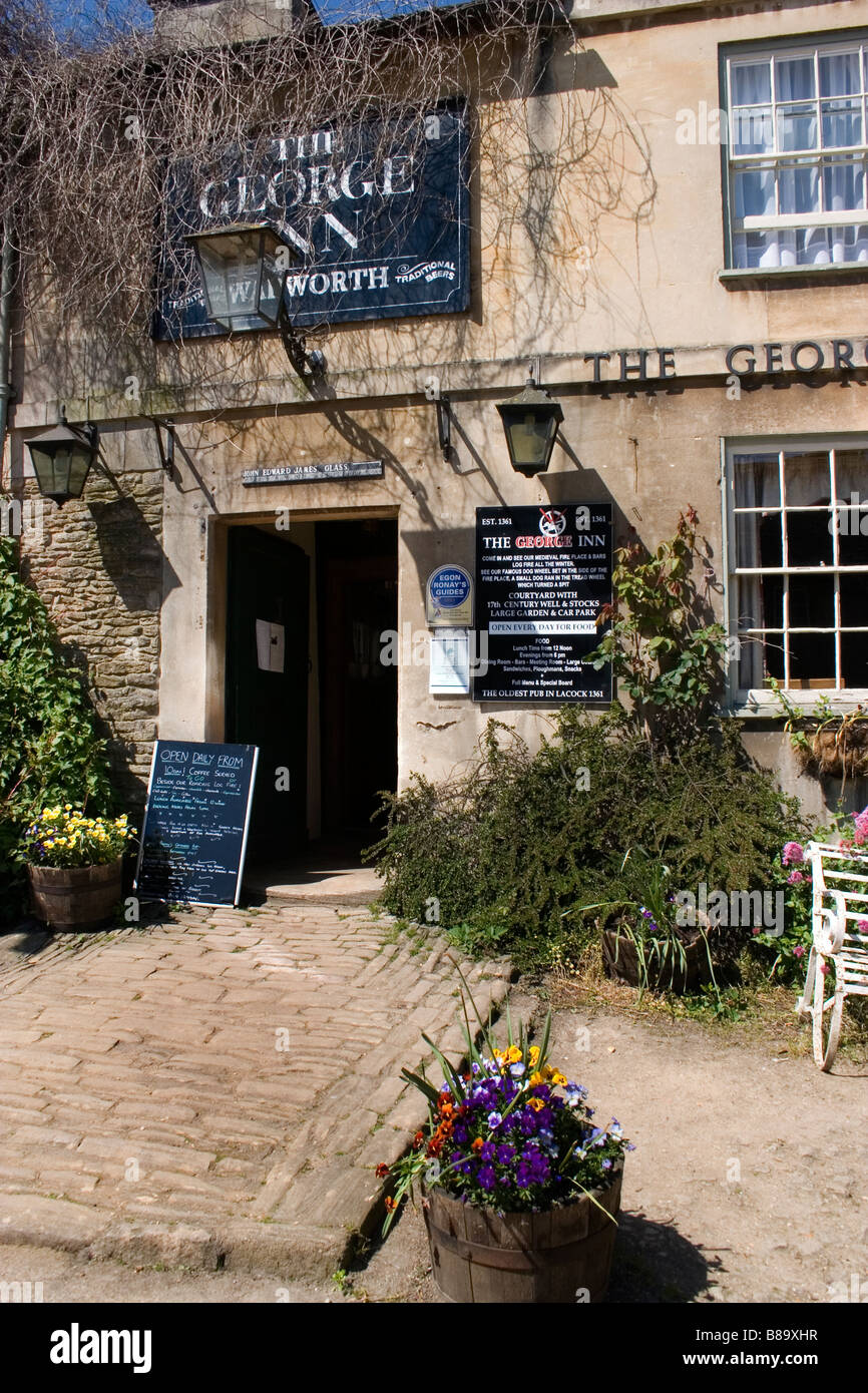 Il George Inn Lacock Wiltshire, Inghilterra Foto Stock