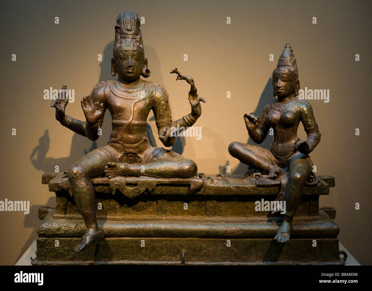 Shiva e Uma (Somaskanda) - India del Sud, ca. Il XIV secolo Foto Stock