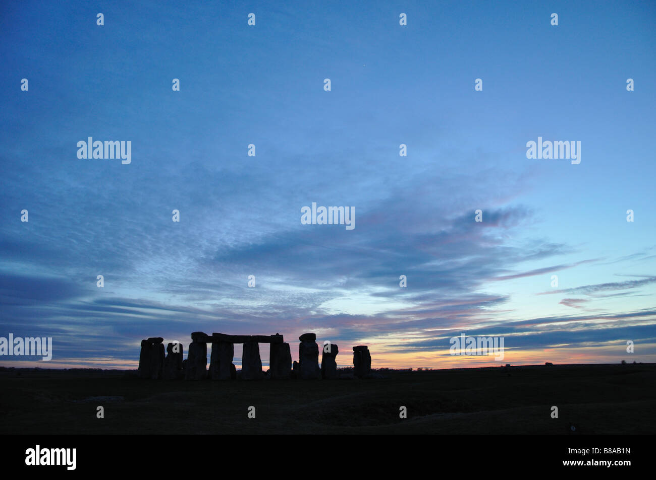 Stonehenge al tramonto Foto Stock