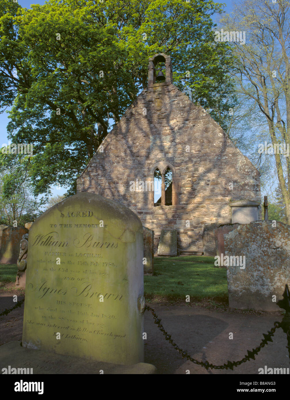 William Burns lapide funeraria e rovine di Auld Kirk Alloway village, Ayr, Ayrshire, regione di Strathclyde, Scozia, Regno Unito. Foto Stock