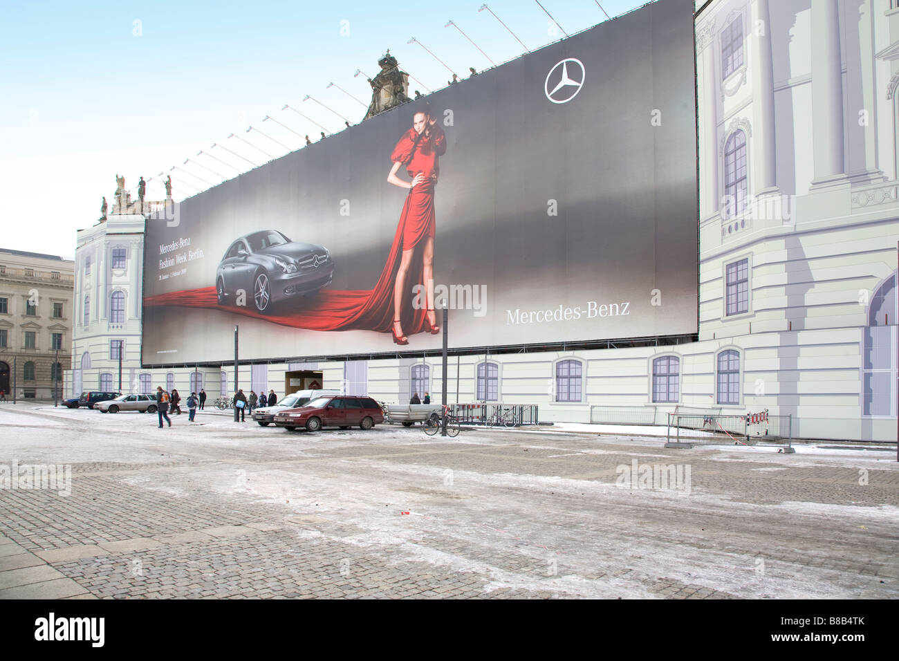 Un enorme cartellone in Berlin Foto Stock