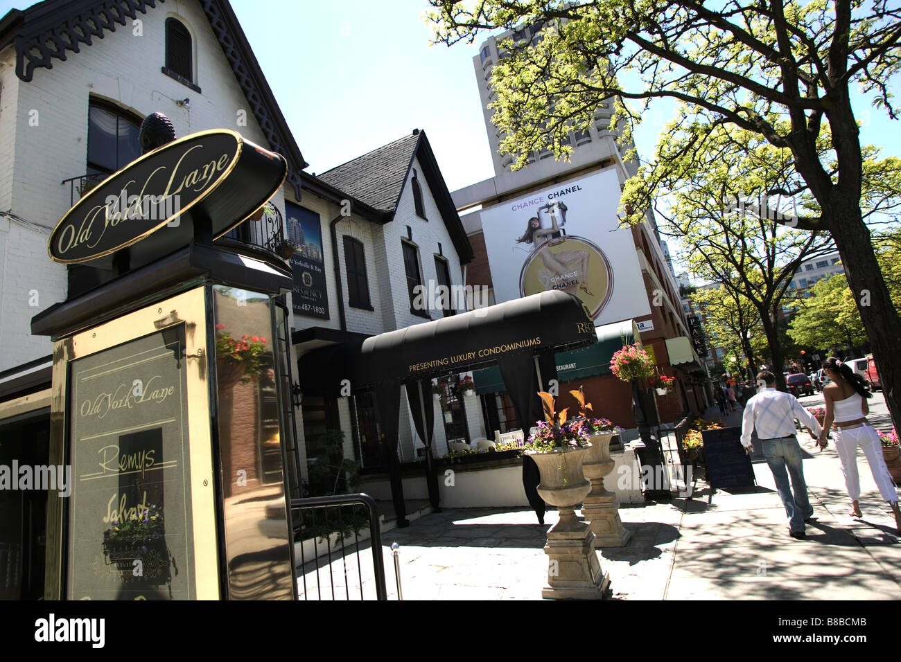 Yorkville Avenue, Toronto, Ontario Foto Stock