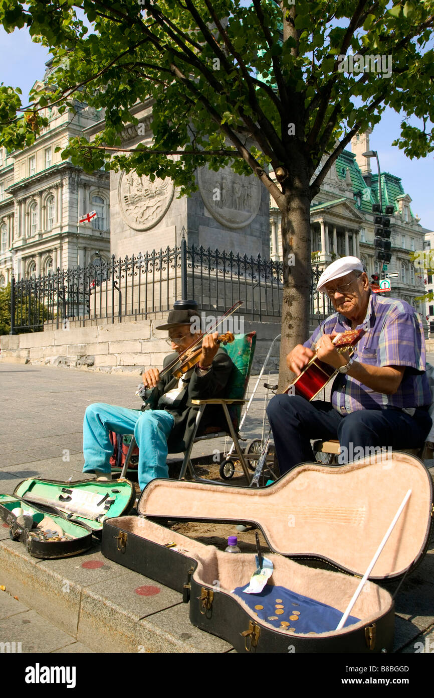 Musicisti di strada luogo Jacques-Cartier, la Vecchia Montreal, Quebec Foto Stock