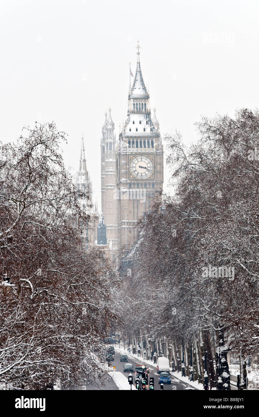 Big Ben nella neve, London, England, Regno Unito Foto Stock