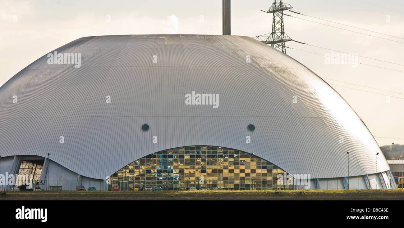 Moderno inceneritore di rifiuti cupola a marchwood southampton waterside hampshire Foto Stock