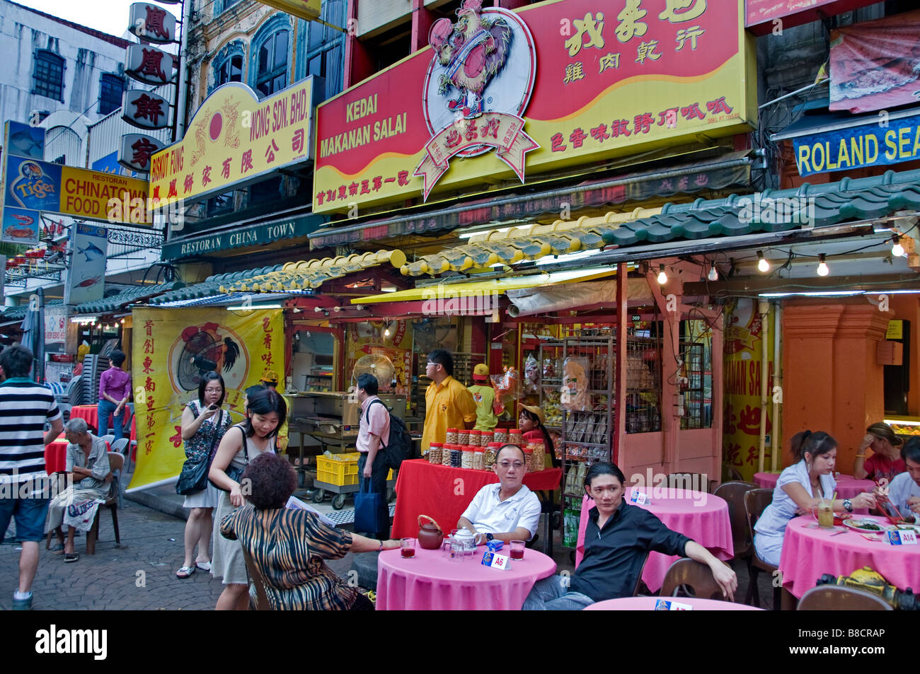 Malaysia malese Kuala Lumpur Chee Cheong Kai Chinatown cinese China town Street Night Market Center ristorante food street Foto Stock
