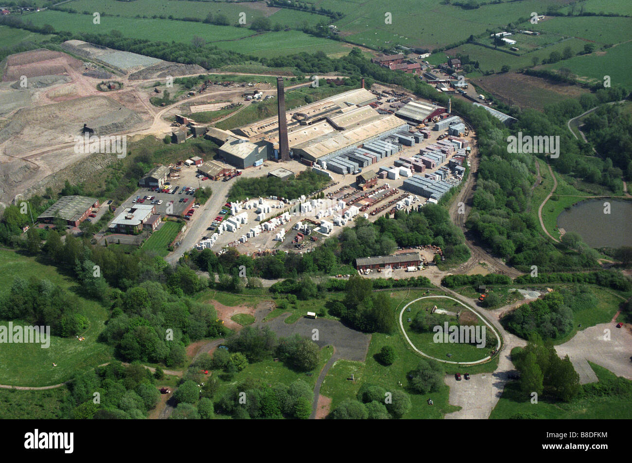 Vista aerea di BAGGERIDGE BRICK Company vicino Sedgley South Staffordshire West Midlands, Regno Unito Foto Stock