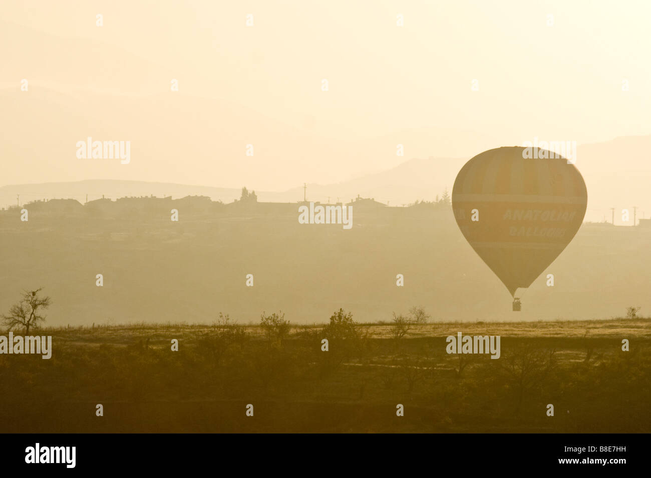 Volo in mongolfiera in Cappadocia Turchia Foto Stock