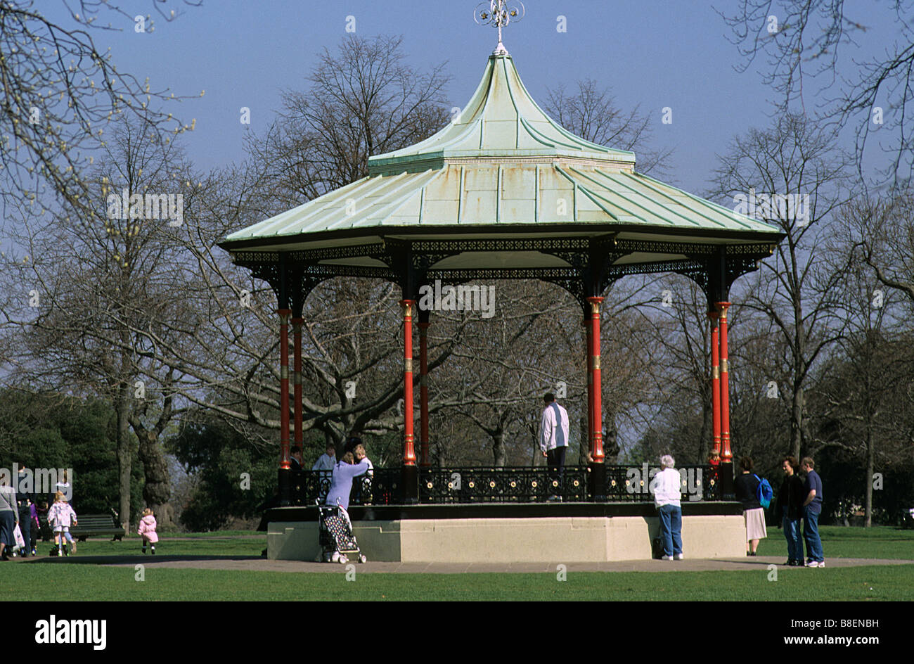 Vista generale del palco per spettacoli nel parco di Greenwich, Londra. Foto Stock