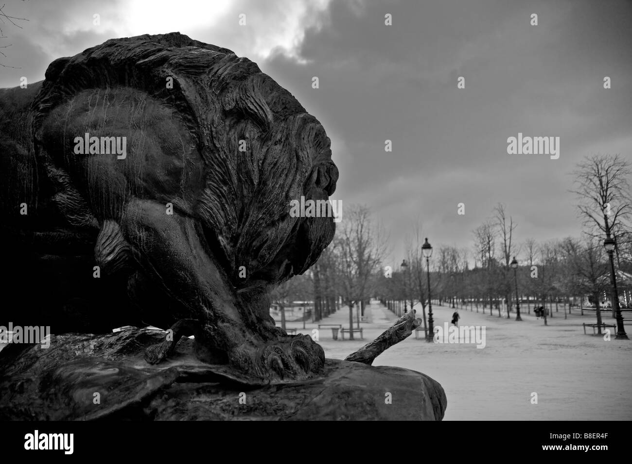 Lion su Tuileries Foto Stock