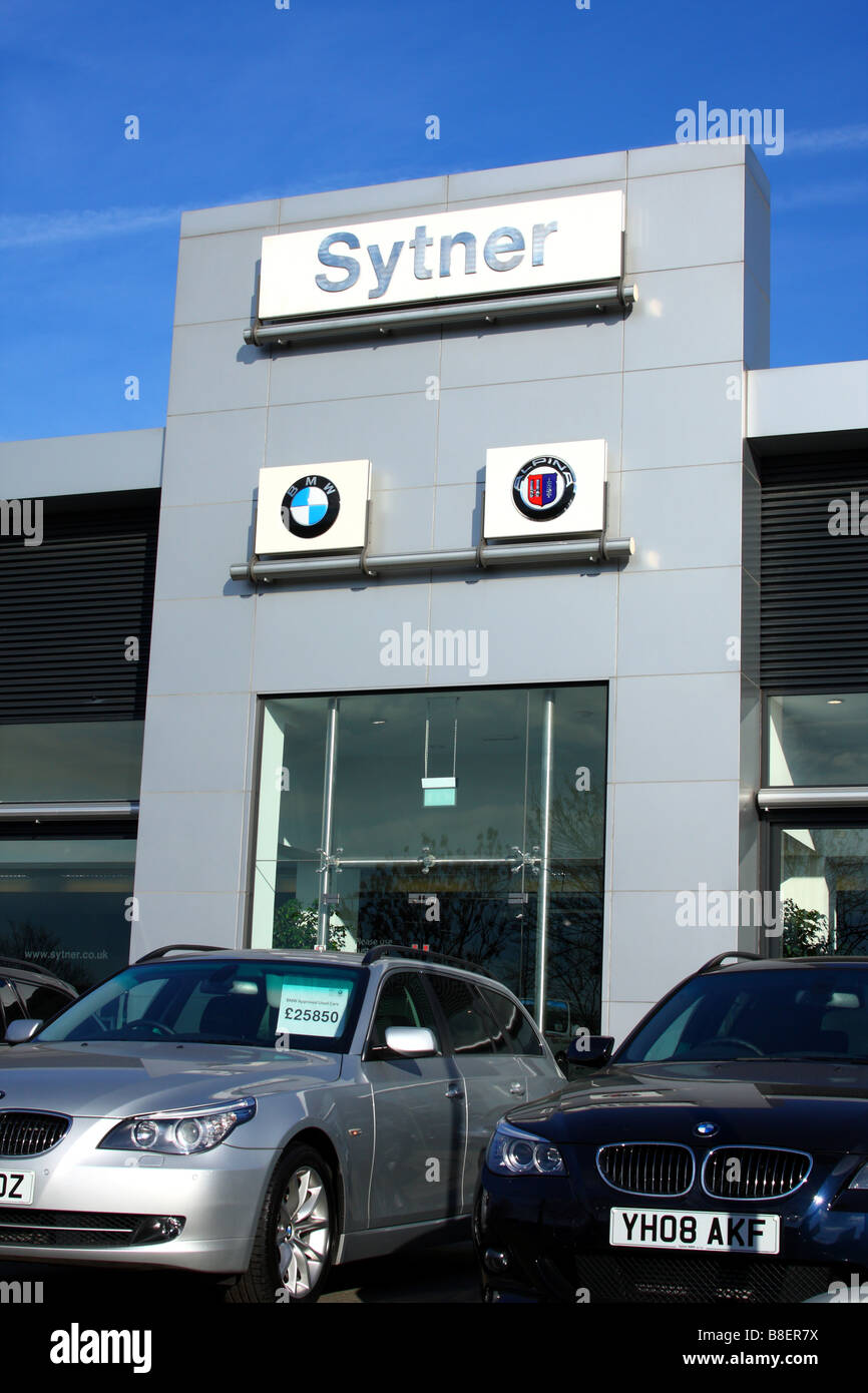 Un Sytner BMW concessionaria auto in una città del Regno Unito. Foto Stock