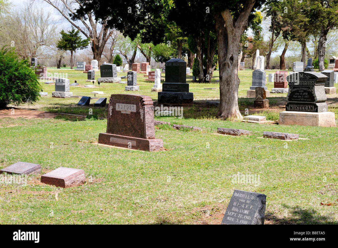 Un cimitero e la tomba di siti in Oklahoma City, Oklahoma, Stati Uniti d'America. Foto Stock