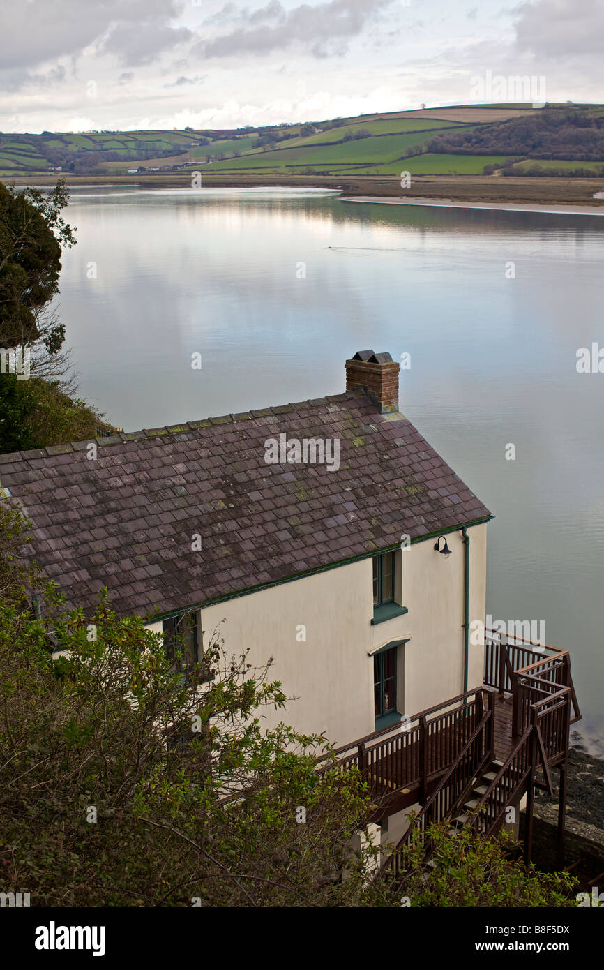 Dylan Thomas Boat House il Taf estuario a Laugharne in Galles Foto Stock