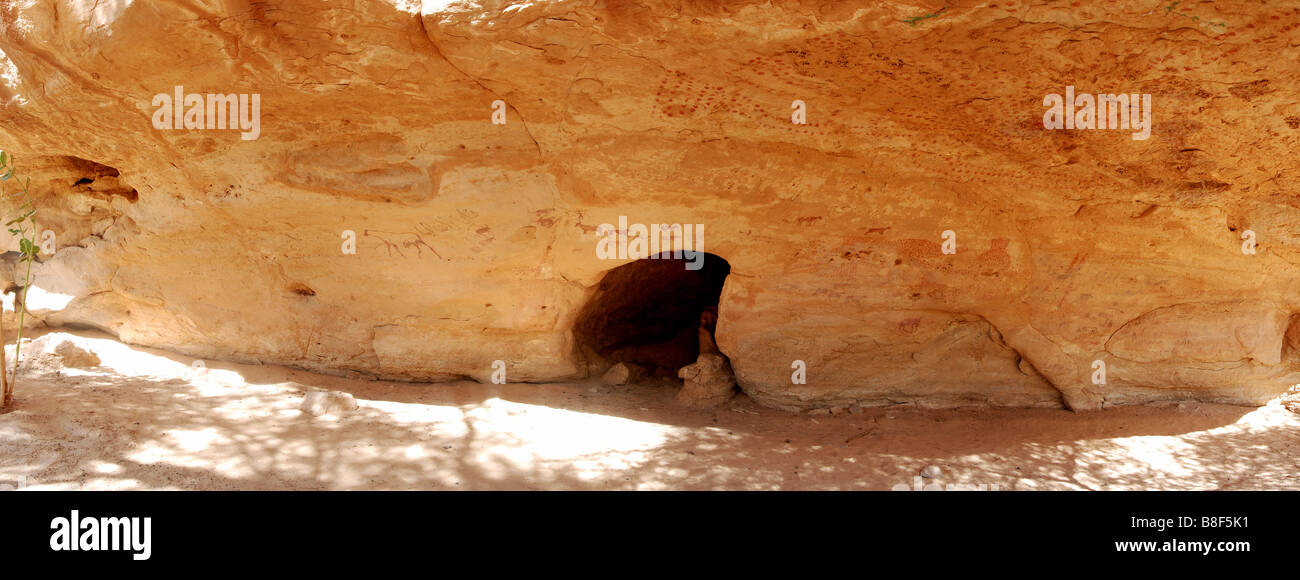 Pitture rupestri nel Tassili Maghidet (Maghridet o Libyc Tassili) Foto Stock