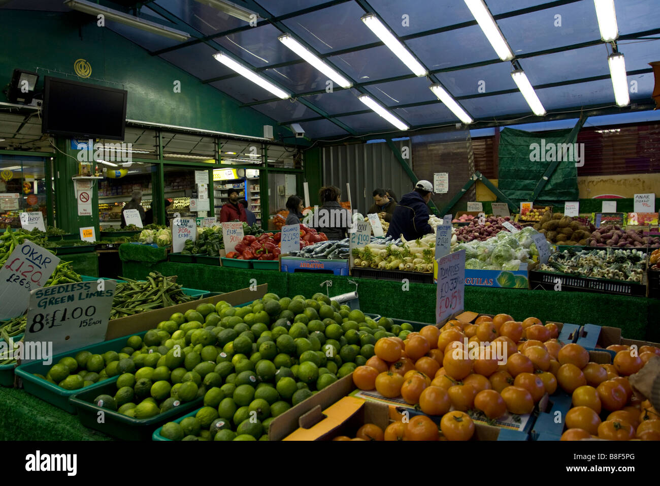 Asian Green Grocer Wembley Londra Nord Foto Stock
