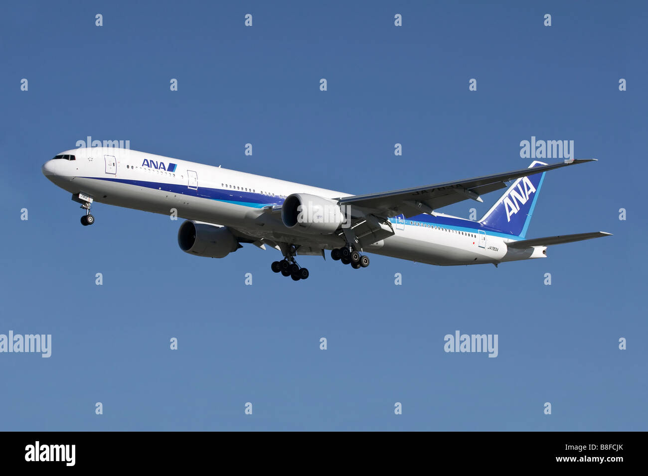 Un Boeing B777 della All Nippon Airways Foto Stock