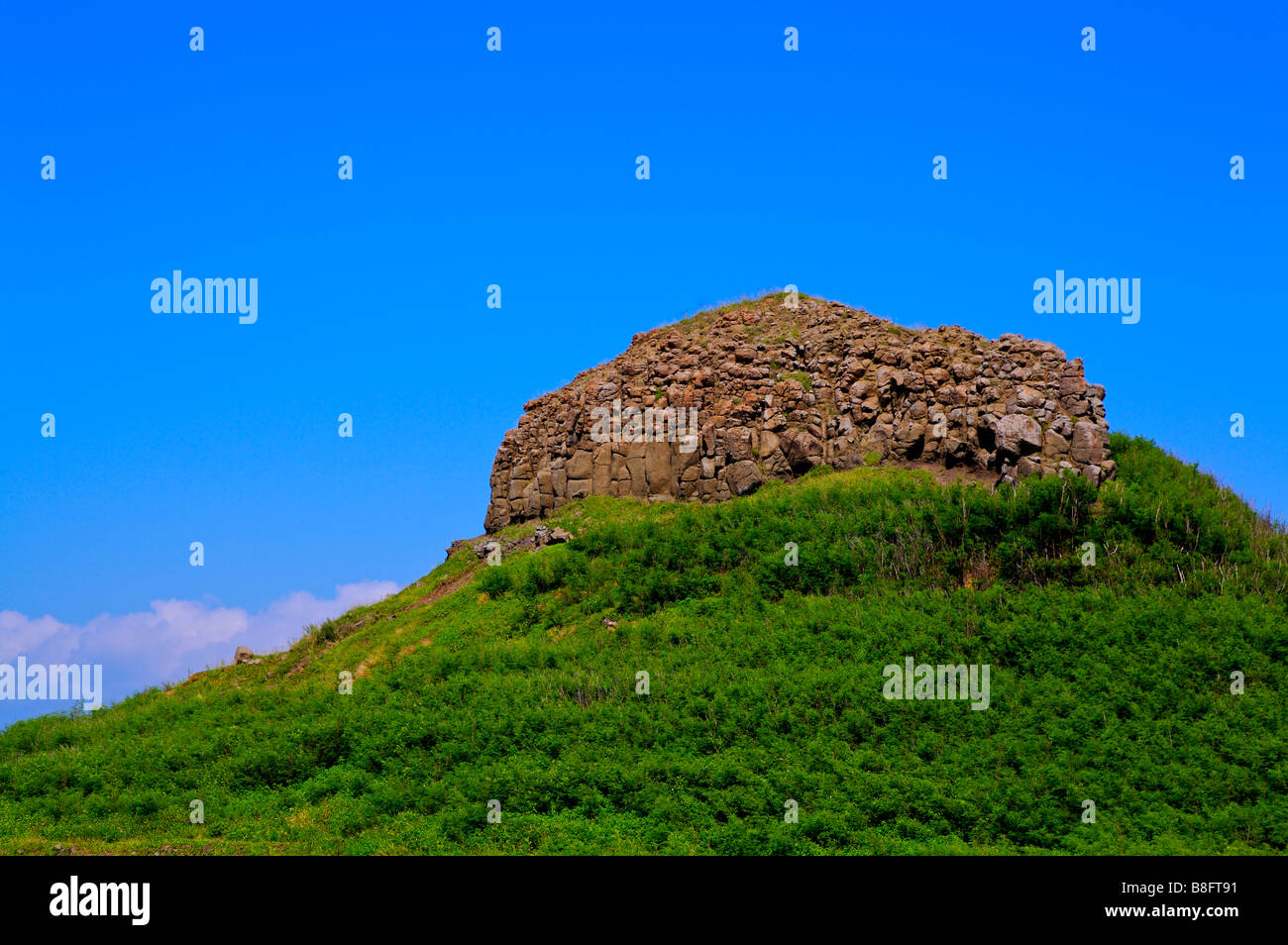 La collina con erba verde in Penghu Taiwan Foto Stock