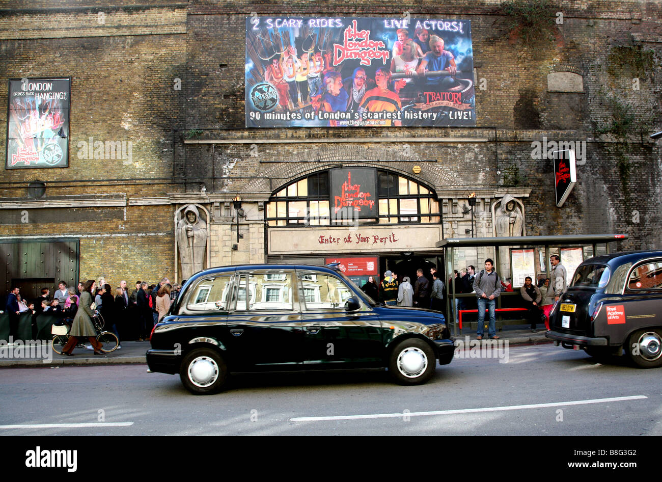 Ingresso al London Dungeon, London Bridge Foto Stock