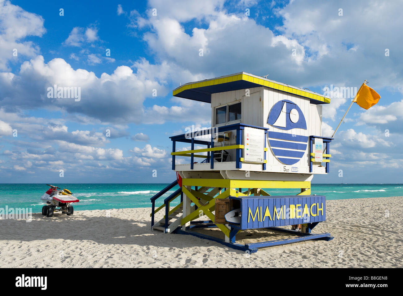 Stazione bagnino sulla spiaggia di South Beach a Miami Beach, Gold Coast, Florida, Stati Uniti d'America Foto Stock