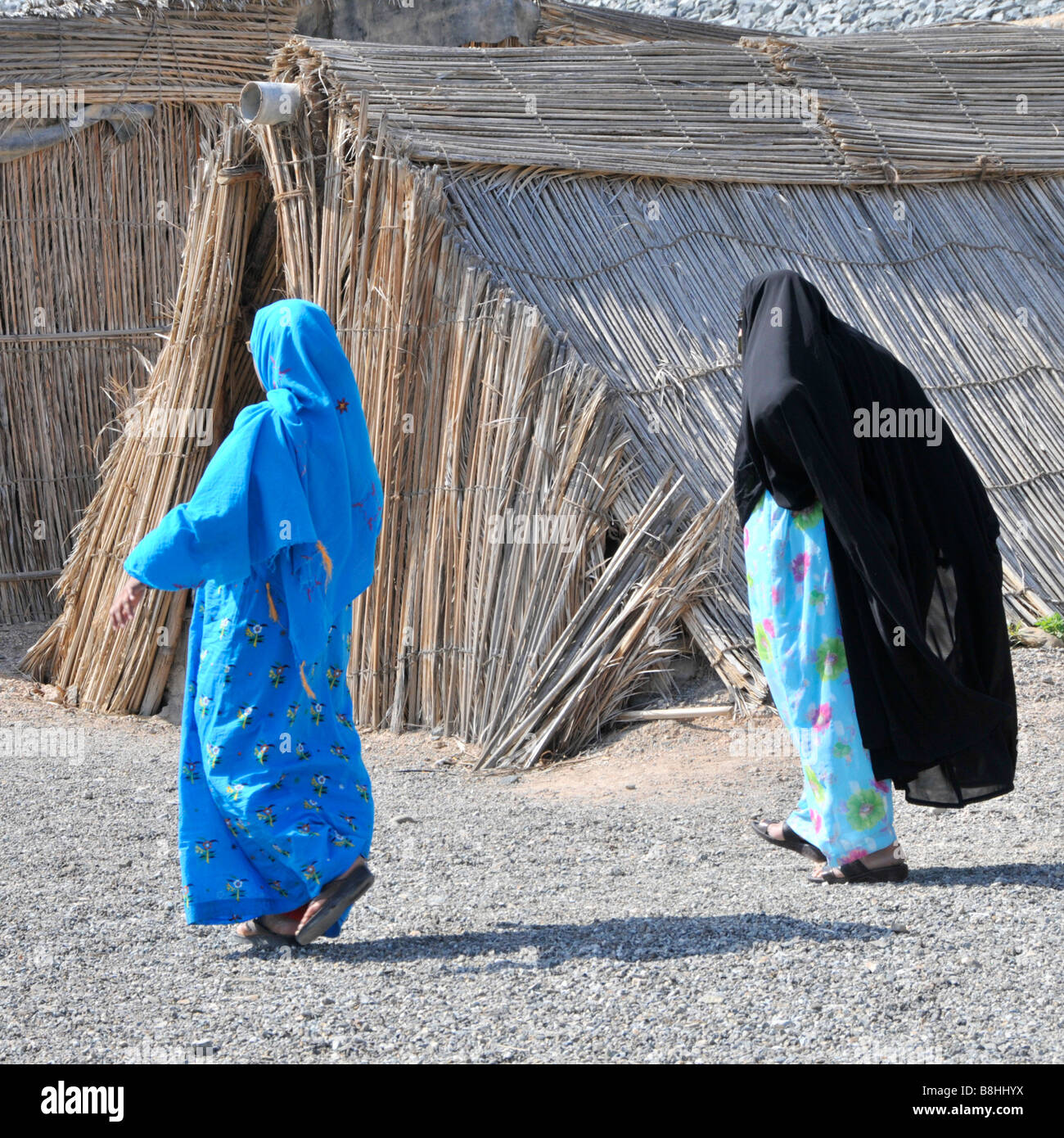 Fujairah Heritage Village donna araba in abito tradizionale Foto Stock