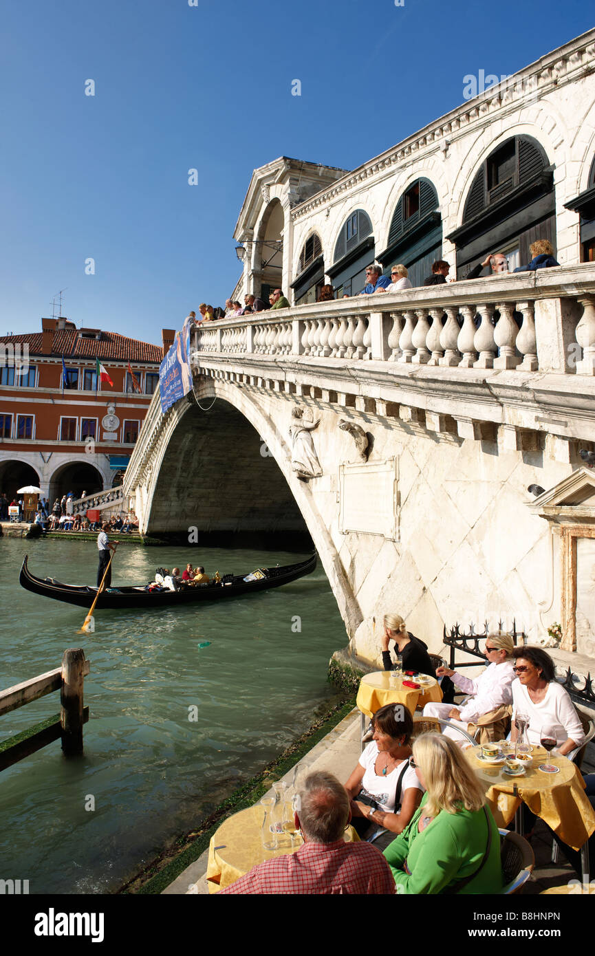 Venezia Canal Grande fino al Ponte di Rialto Foto Stock
