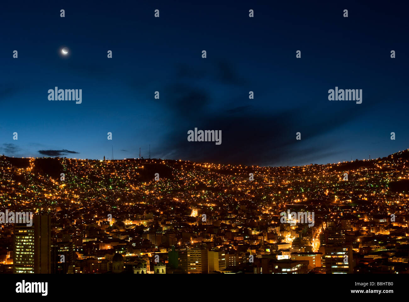 Panorama di notte La Paz in Bolivia Foto Stock