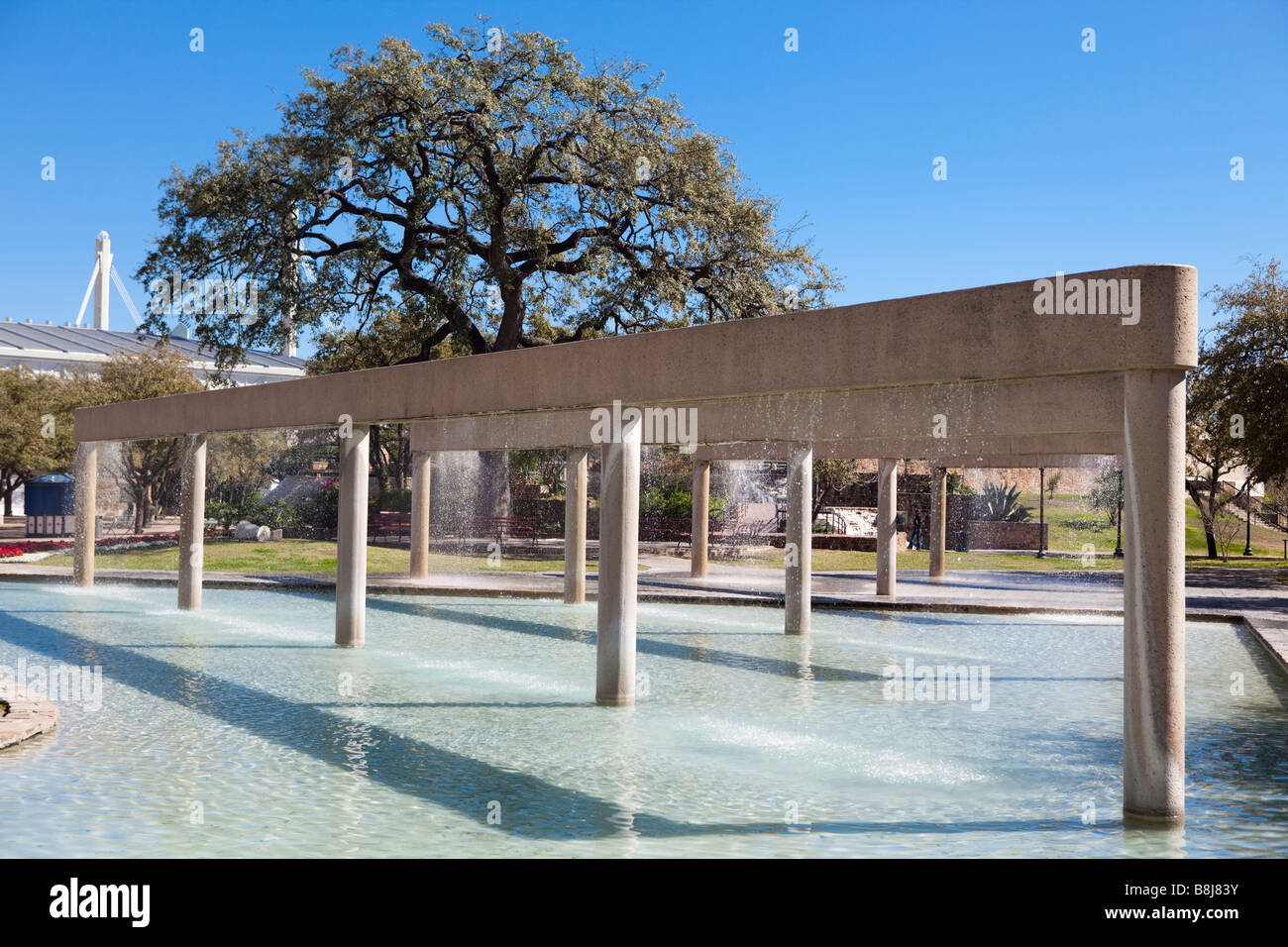 Fontane a la torre delle Americhe nel centro cittadino di San Antonio, Texas, Stati Uniti d'America Foto Stock