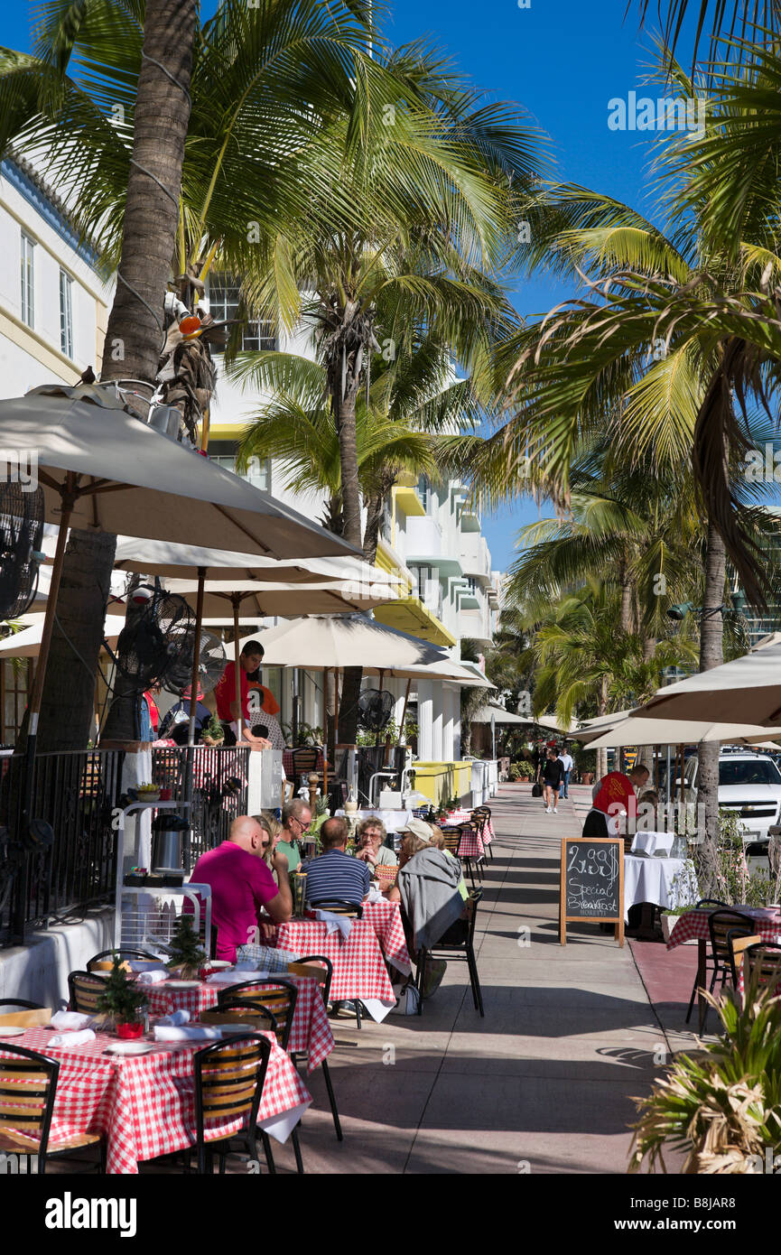 Ristorante su Ocean Drive nel Quartiere Art Deco di South Beach, Miami Beach, Gold Coast, Florida USA Foto Stock