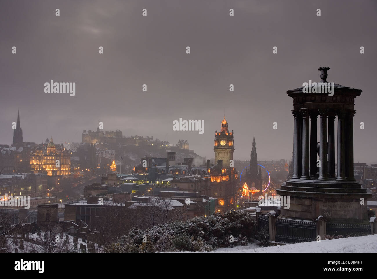 Vista da Calton Hill una sera d'inverno, Edimburgo Midlothian, Scozia Foto Stock