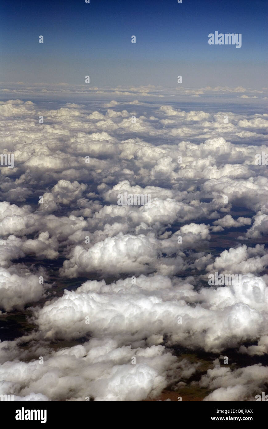 Nuvole di aeroplano Foto Stock