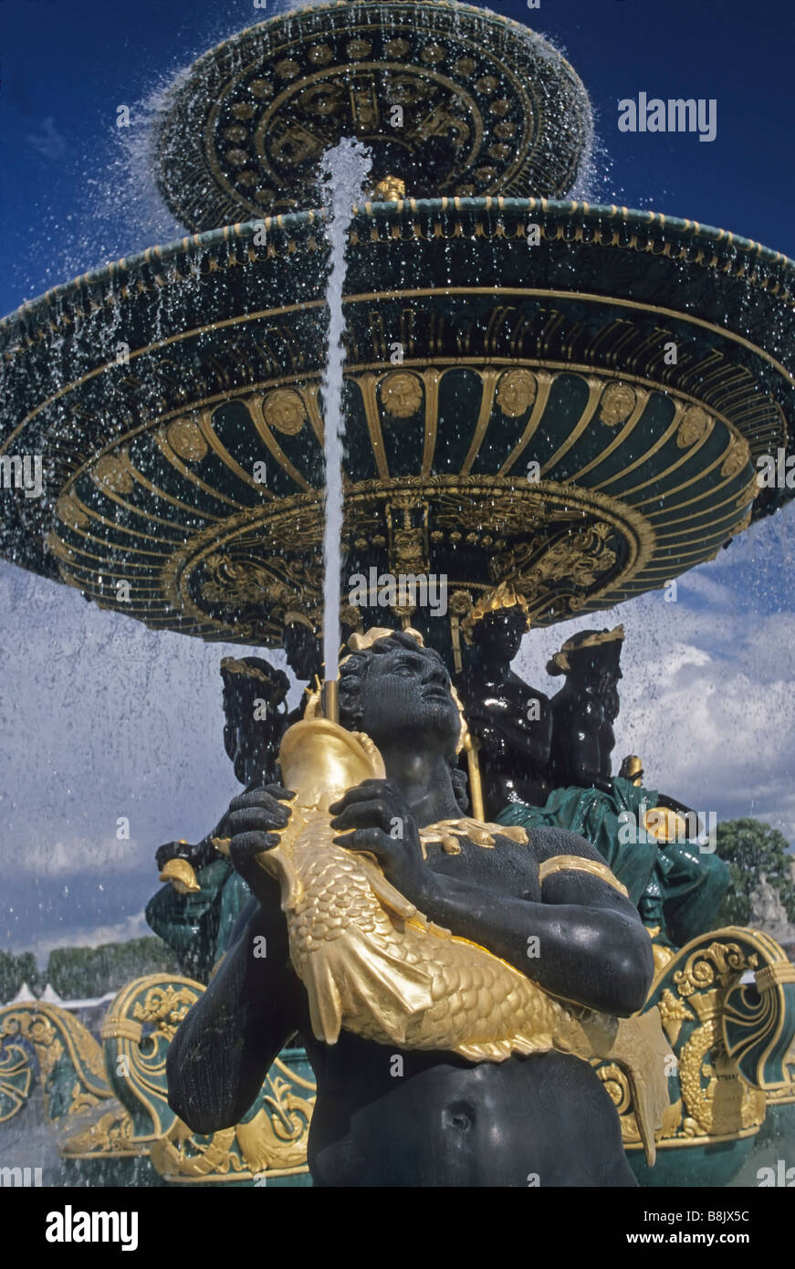 La Fontaine des Mers, Fontana di Jacques Ignace Hittorff, Place de la Concorde, Paris, Francia creato 1836 Foto Stock