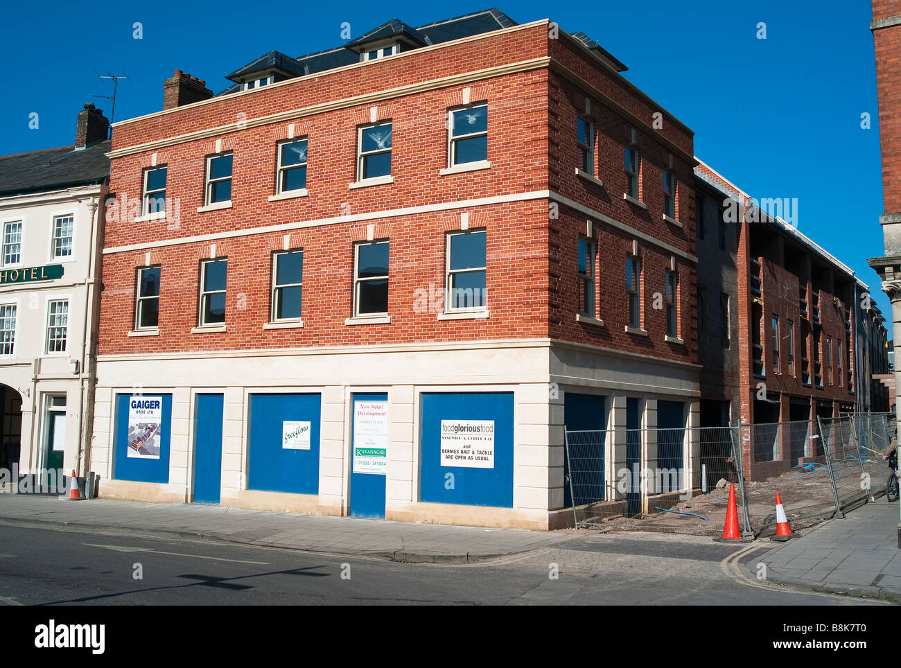 Nuovo edificio commerciale lo sviluppo in Devizes town center interrotta dalla crisi finanziaria mondiale nel 2009 Foto Stock