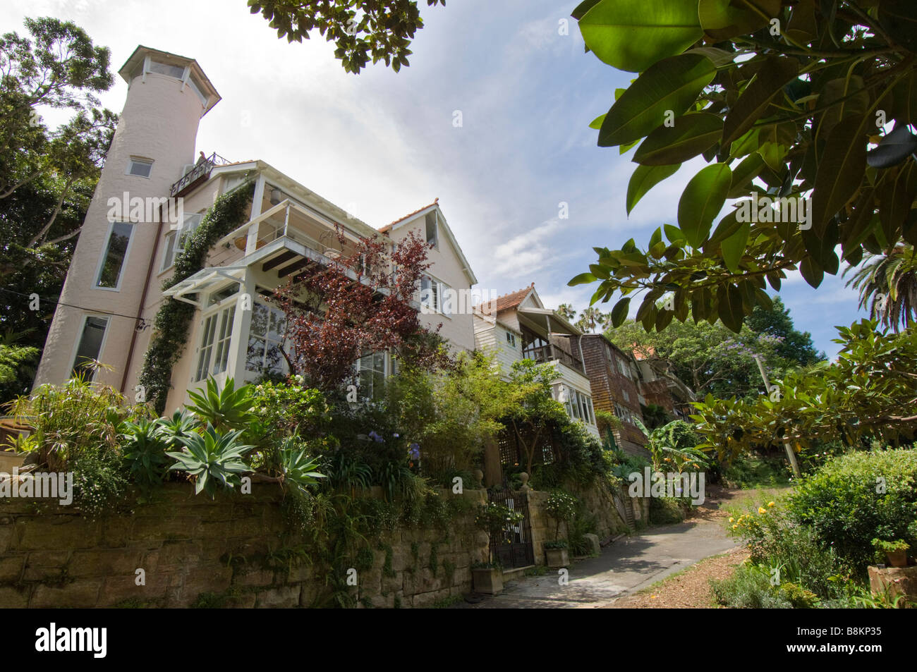 Case adiacenti al parco di Clark, affacciato sulla Baia di lavanda, su Sydney North Shore, Australia. Foto Stock