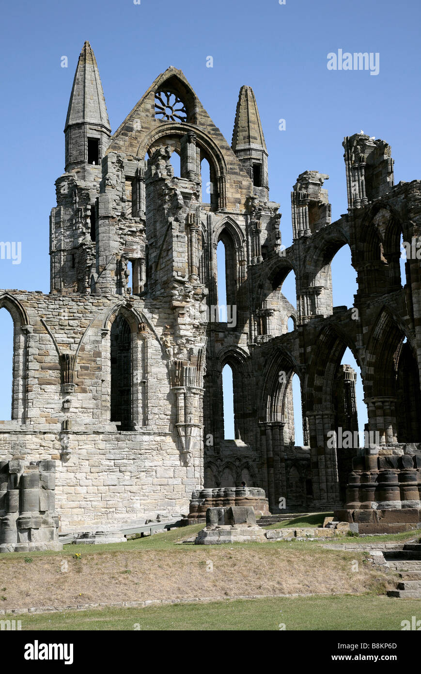 ST. HILDA WHITBY ABBEY WHITBY NORTH YORKSHIRE INGHILTERRA WHITBY North Yorkshire, 11 Settembre 2007 Foto Stock