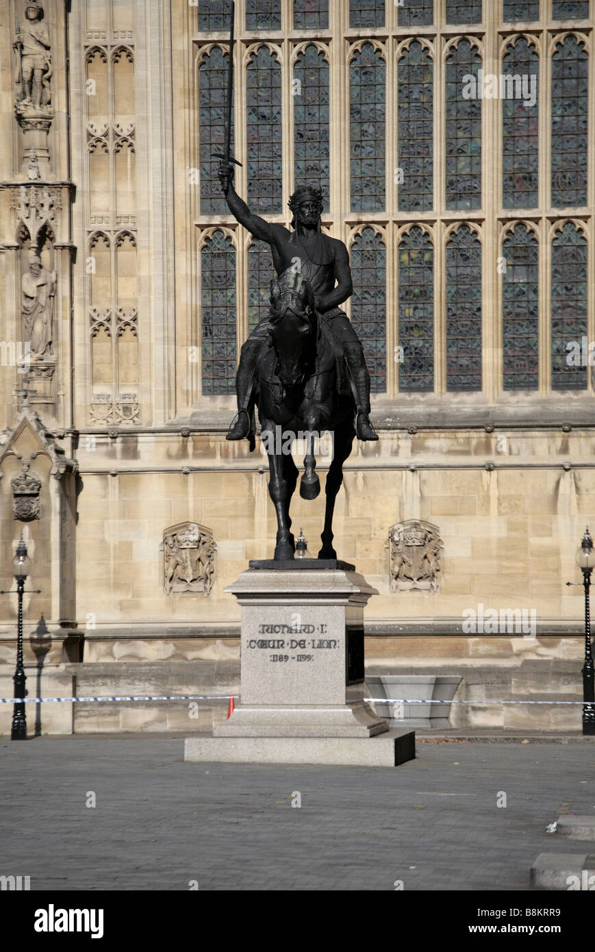 RICHARD il cuore di leone statua Londra Inghilterra WESTMINISTER Londra Inghilterra 21 Ottobre 2007 Foto Stock