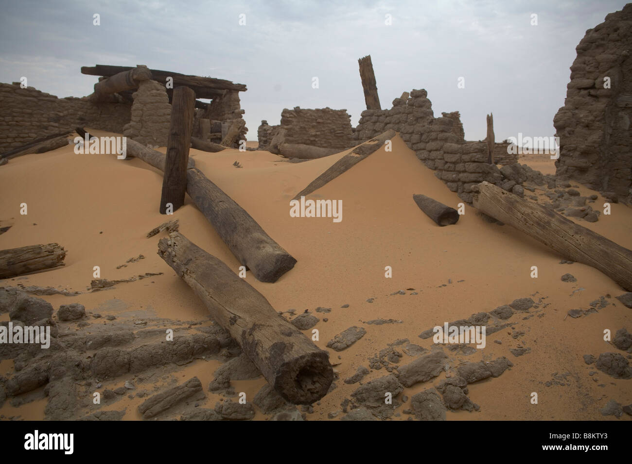 Vecchio villaggio rovine nel vecchio Dongola vicino al Fiume Nilo Sudan Foto Stock