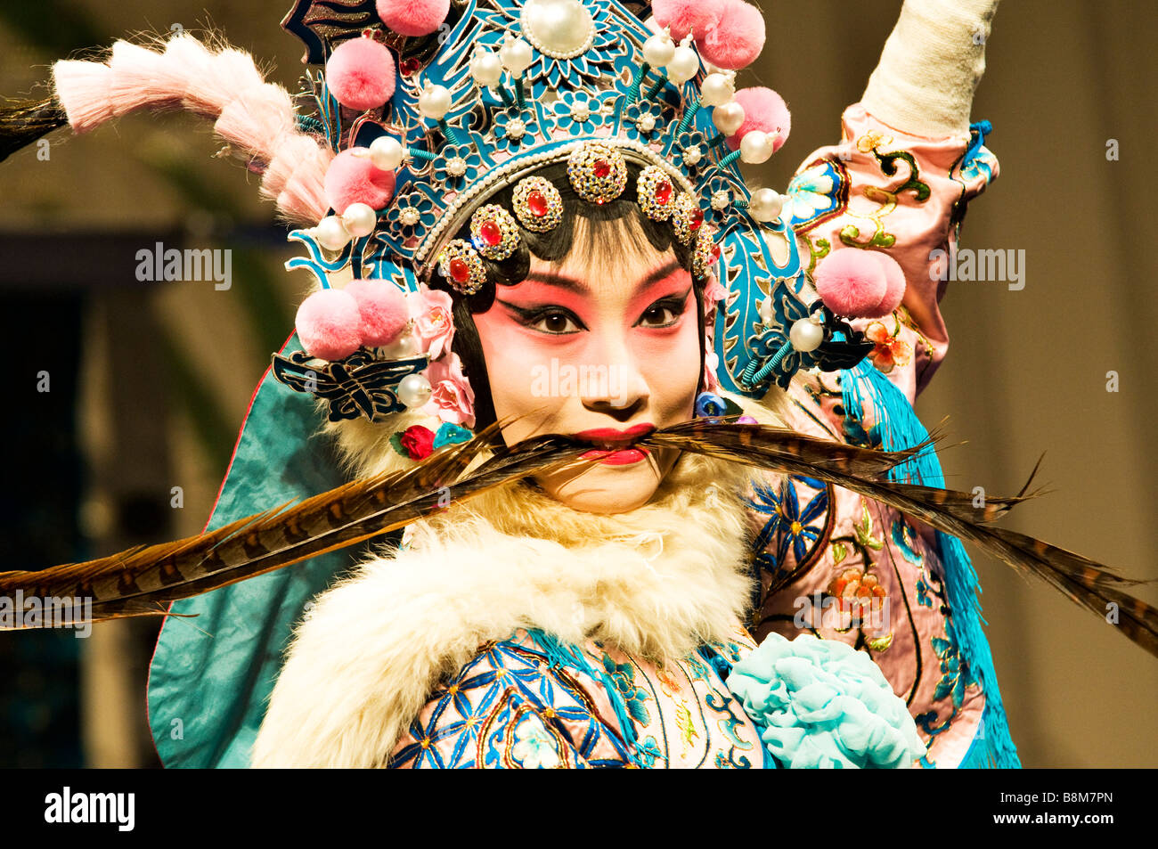 Il cinese Kunqu opera giocatore durante lo spettacolo Foto Stock