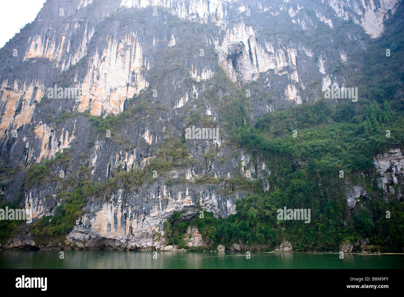 La Cina della provincia di Guangxi Guilin, Yangshuo bellissimo paesaggio del Fiume Li Foto Stock