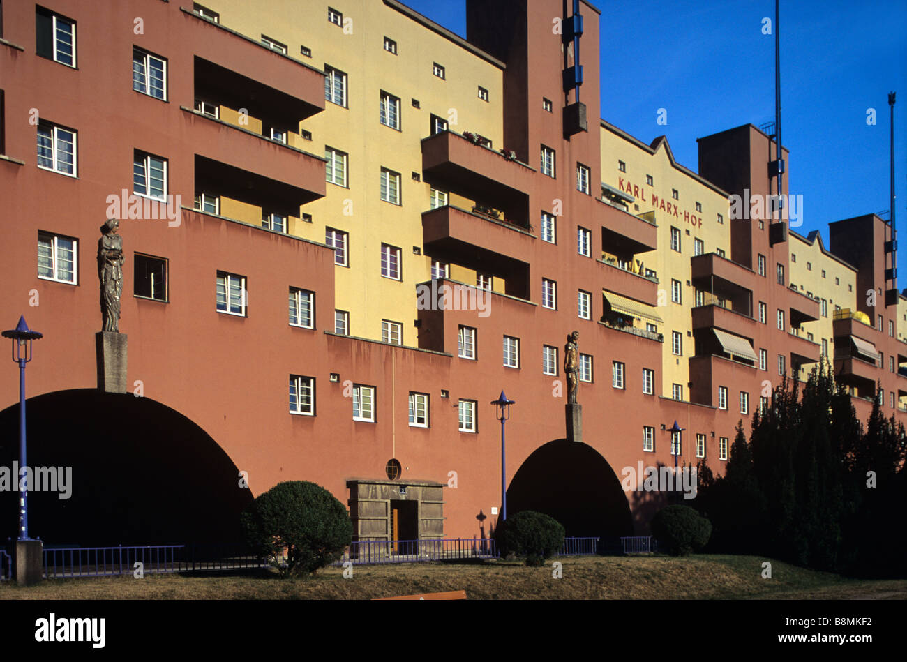 Karl Marx Hof o Karl-Marx-Hof (1930), Inizio Appartamenti modernista da Karl Ehn, Vienna, Austria Foto Stock
